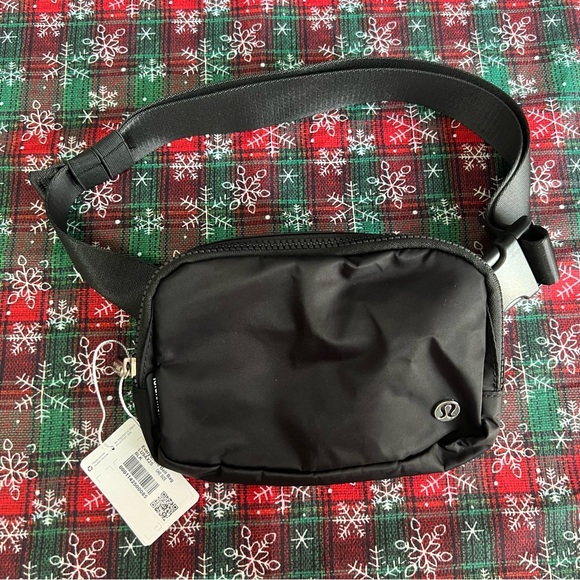 kelty coyote 70 pack women& 39 65 A thru hiker’s dream Heart Shaped Asos Dr returns Select Product:Black Female (Hawaii) - Small
